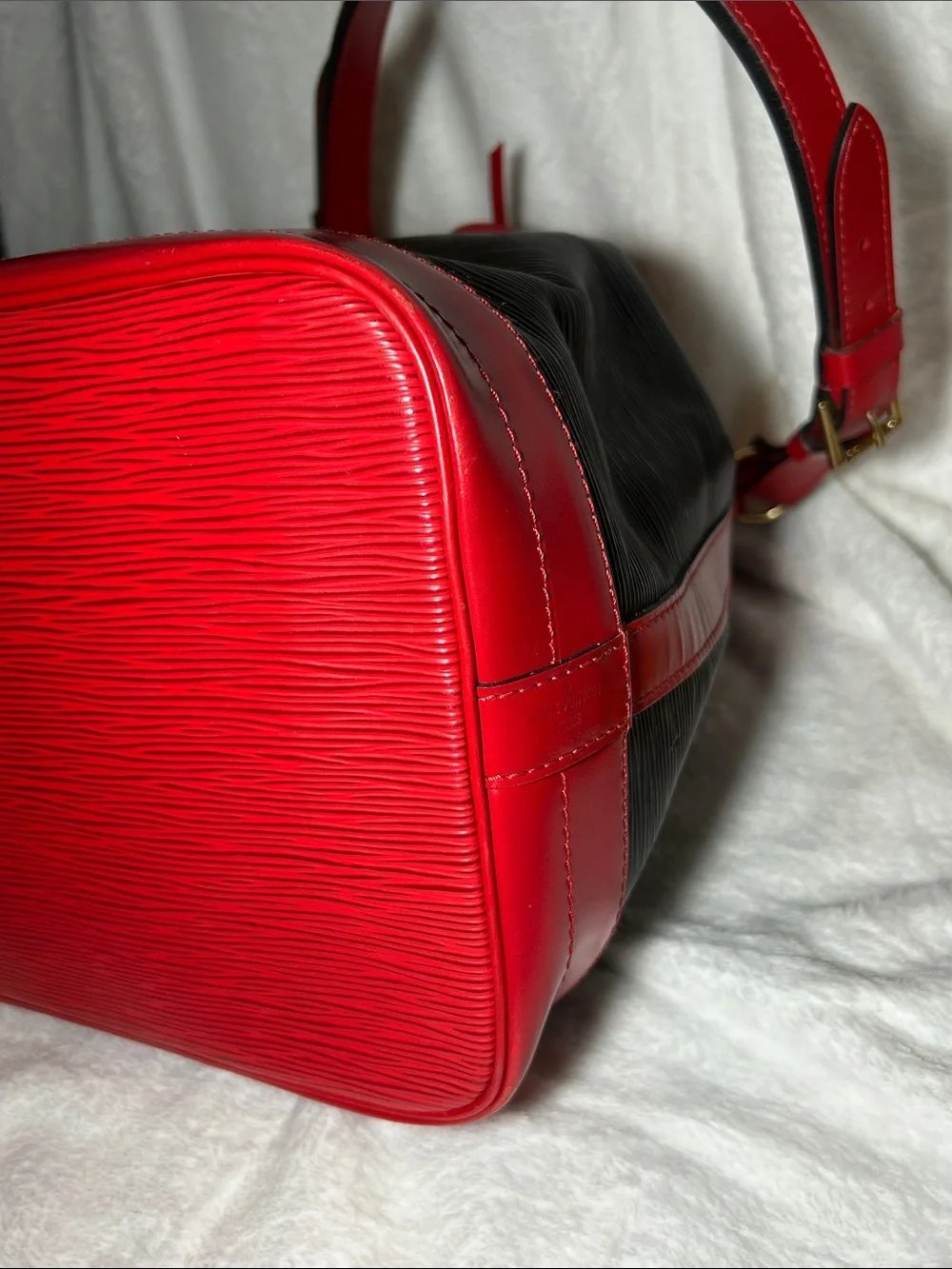 Louis Vuitton classic louis